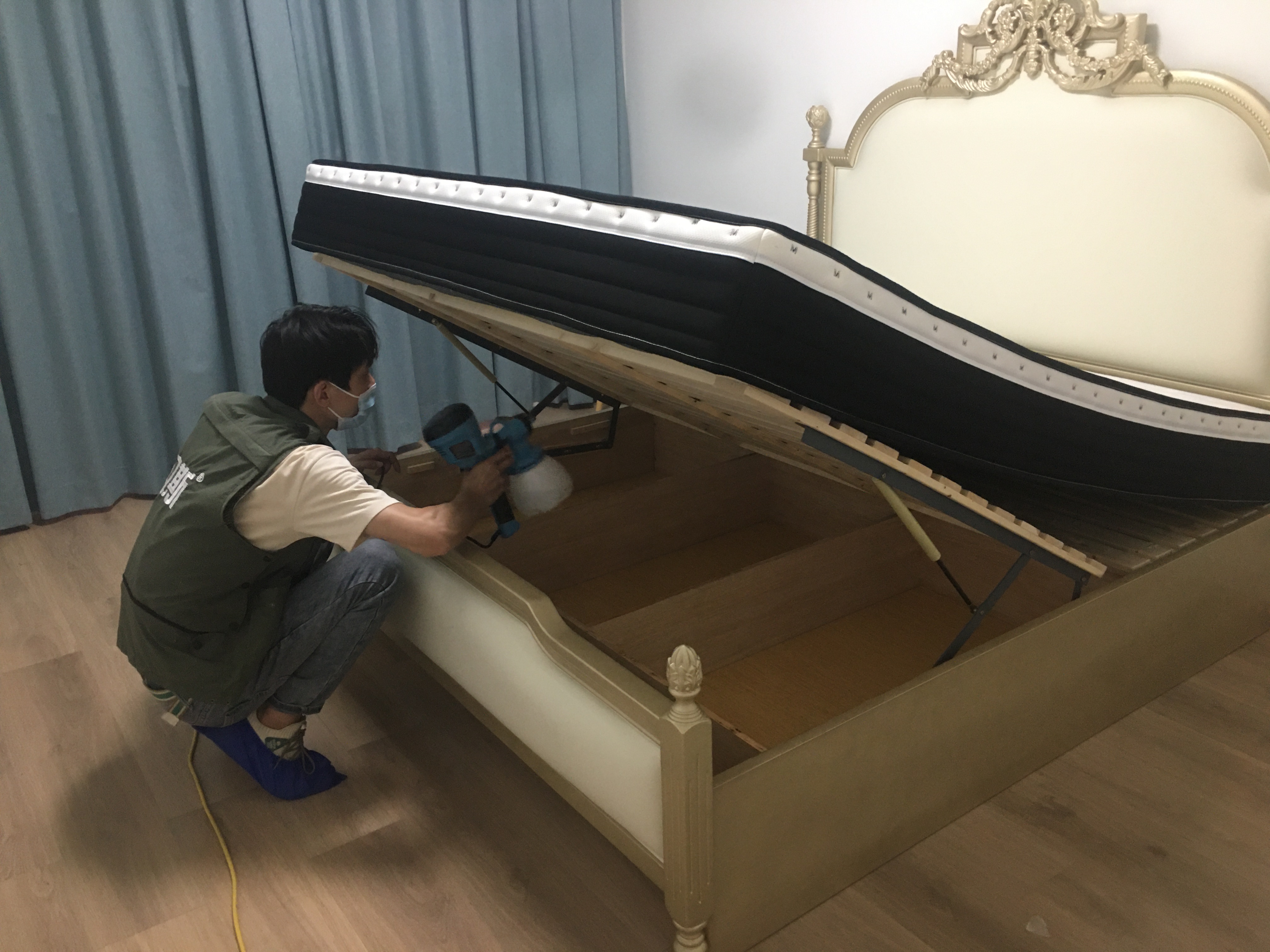 屋里有臭味是怎么回事？空氣異味對(duì)身體危害大嗎