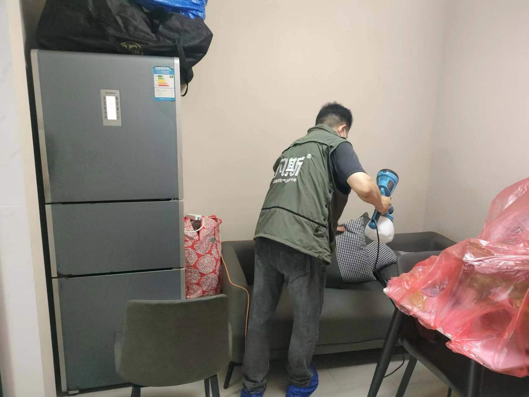 寵物狗身上異味很重，有沒(méi)有好的方法解決